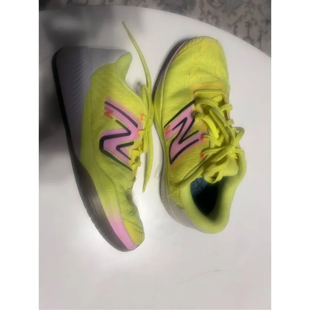 New Balance Women’s Size 7.5 FuelCell 996v5 Tennis Shoes Neon Yellow Sneakers
